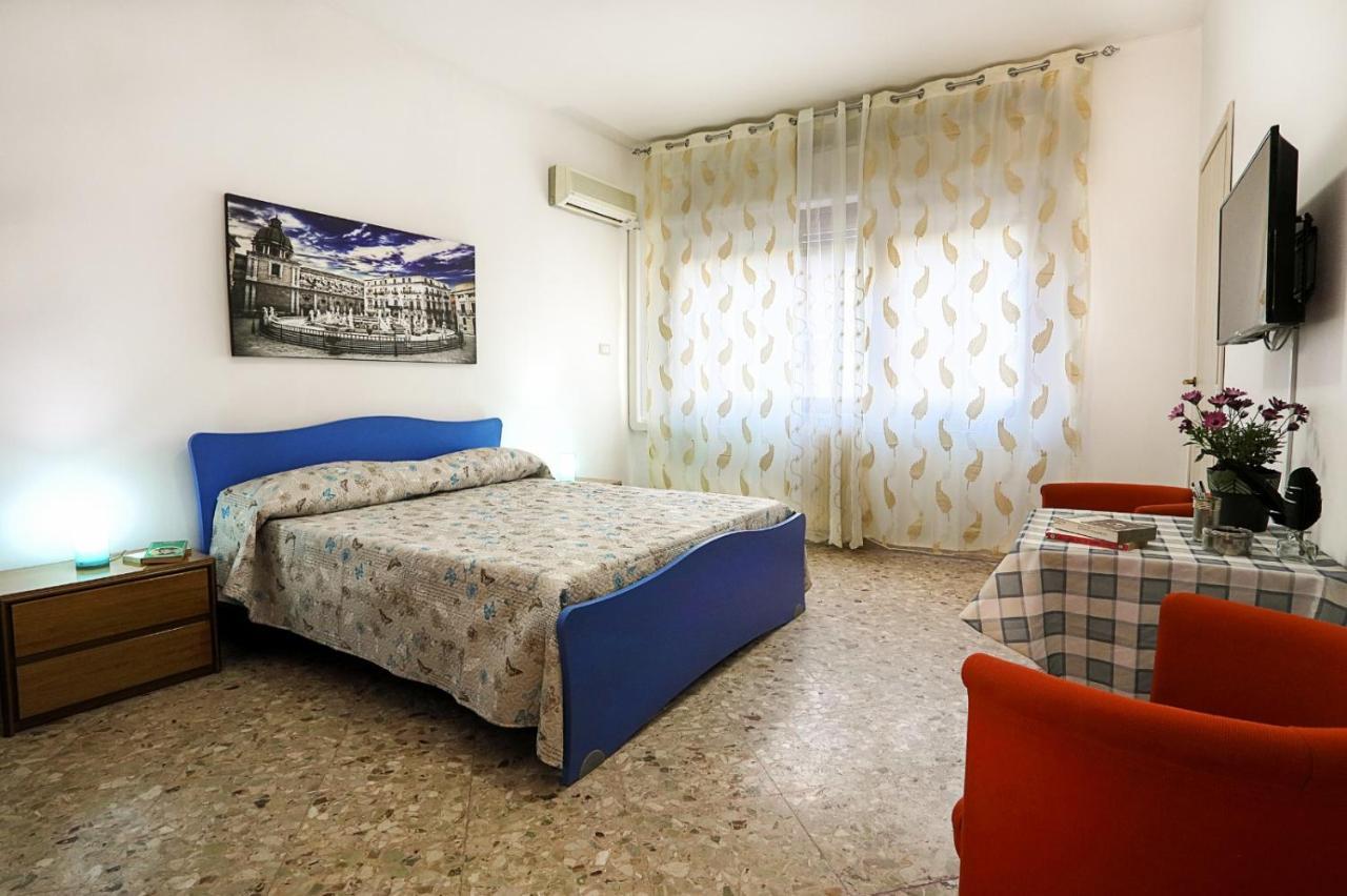 A Casa Di Fra' Bed and Breakfast Παλέρμο Εξωτερικό φωτογραφία
