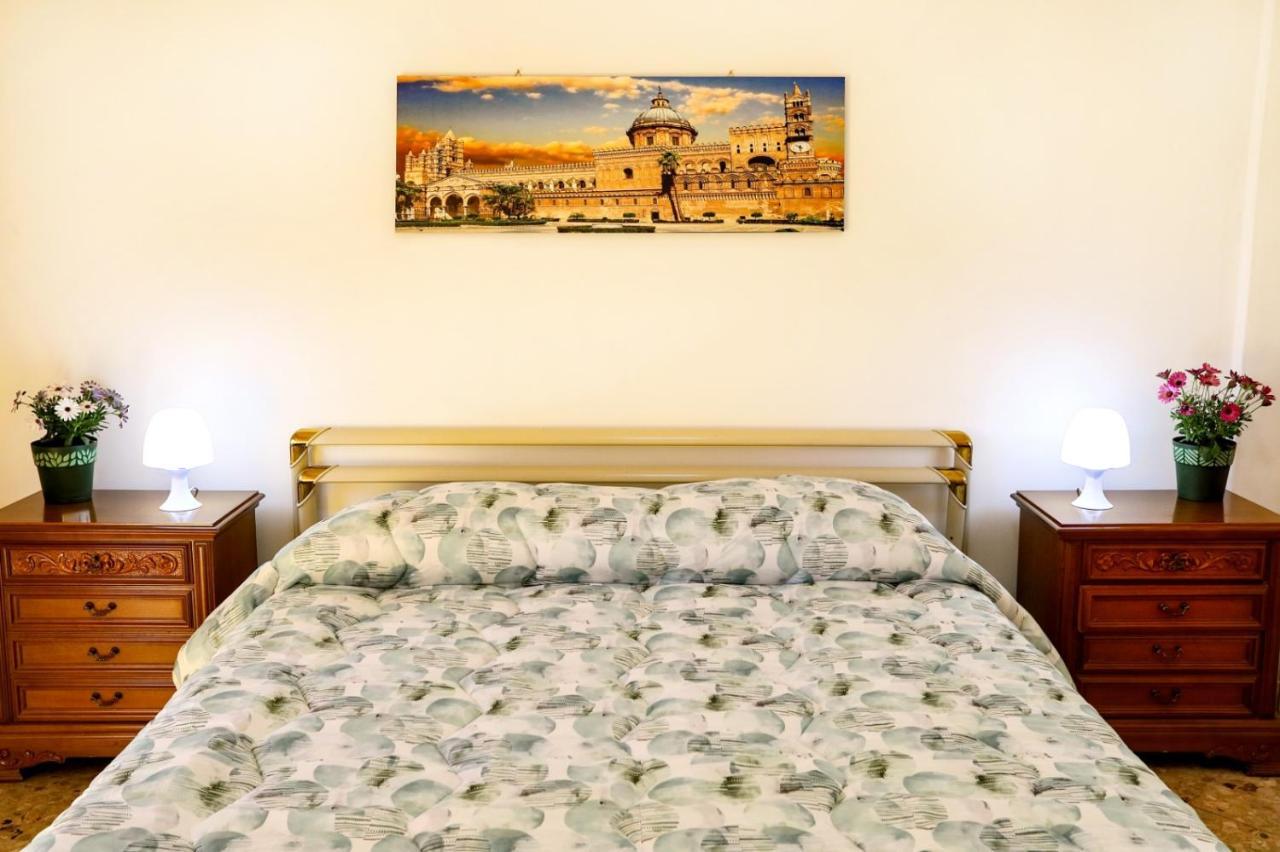 A Casa Di Fra' Bed and Breakfast Παλέρμο Εξωτερικό φωτογραφία