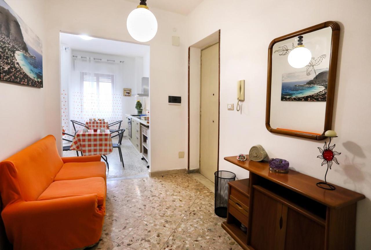 A Casa Di Fra' Bed and Breakfast Παλέρμο Εξωτερικό φωτογραφία